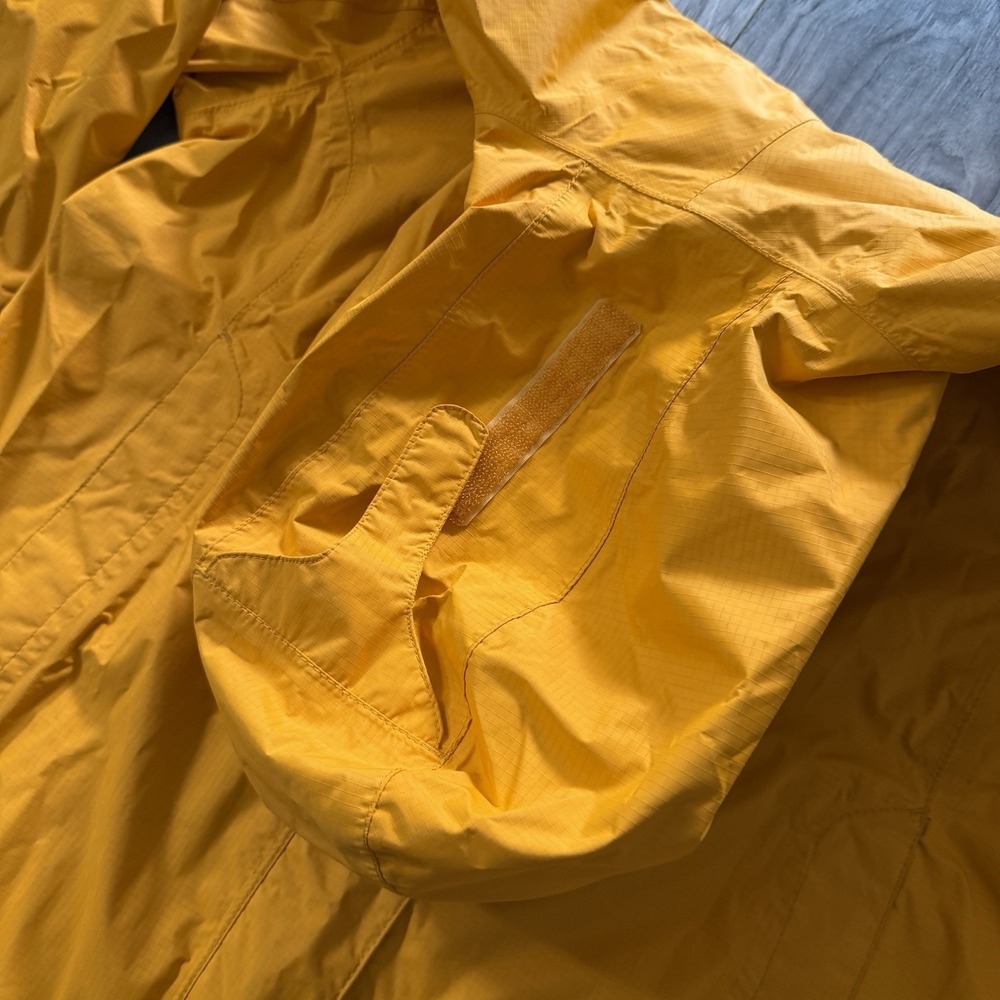 L.L.Bean Rain Jacket Womens M Yellow Hooded Trail Model Packable Shell OKBH1 - Picture 8 of 13